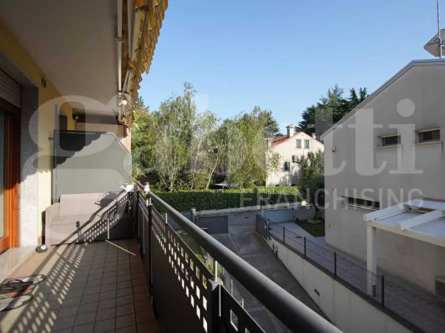 Immagine 18 di Appartamento in vendita  in Via Bissuola, . a Venezia