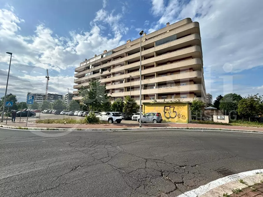 Immagine 1 di Appartamento in vendita  in Via enrico bompiani, 44 a Roma