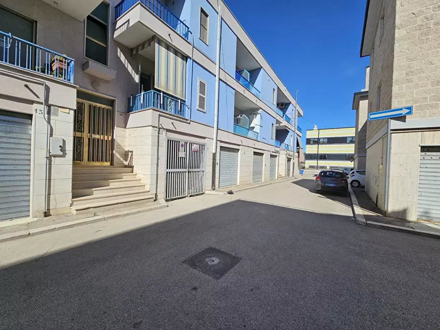Immagine 1 di Box auto in vendita  in Via Bellini a San Severo
