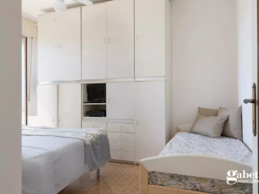 Immagine 6 di Appartamento in vendita  in Via Baracca, 25 a Misano Adriatico