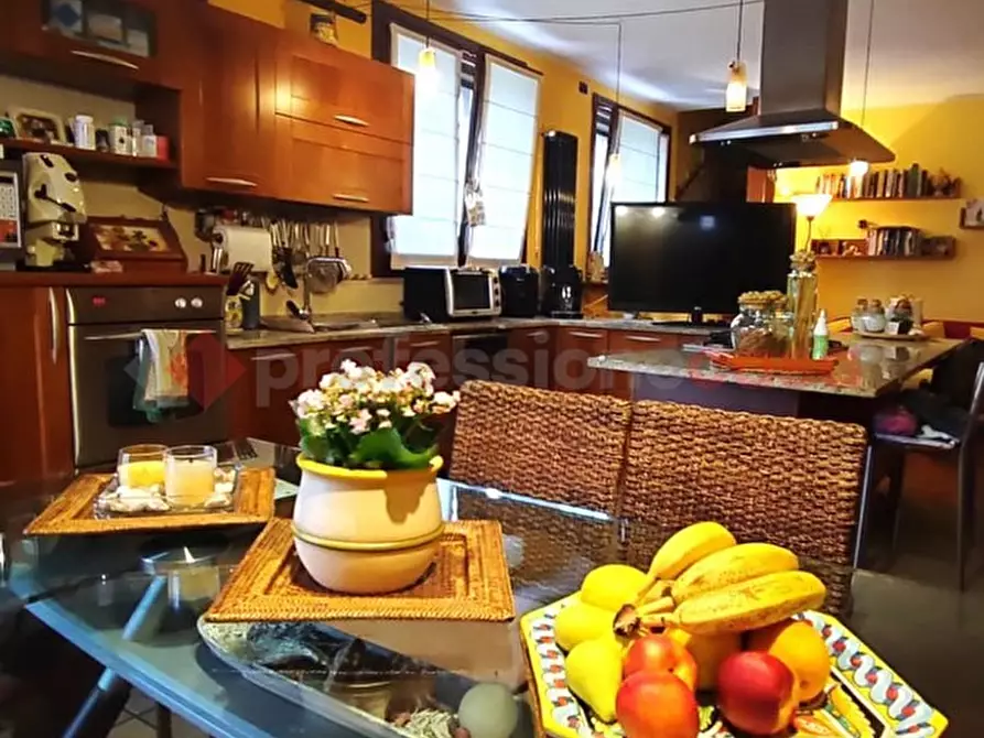 Immagine 22 di Appartamento in vendita  in Via cavour, 8 a Locate Di Triulzi