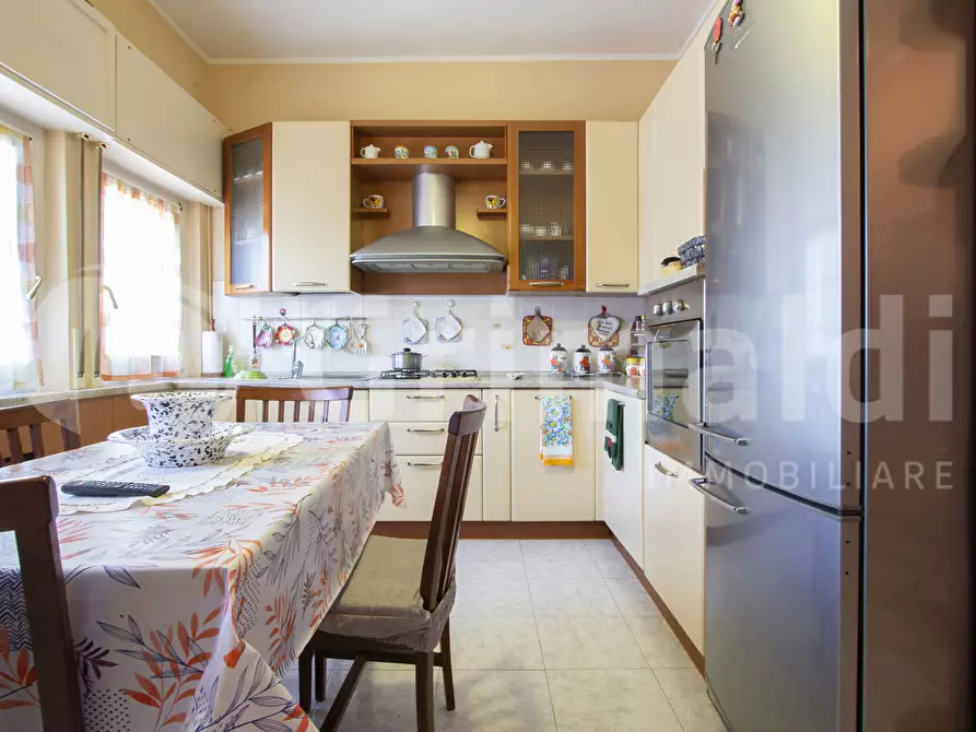 Immagine 6 di Appartamento in vendita  in Via Parini, 38 a Gorgonzola