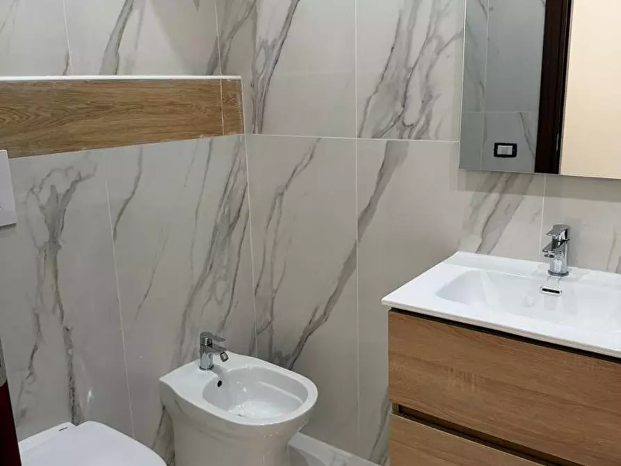 Immagine 11 di Ufficio in affitto  in Via Nazionale, 999 a Torre Del Greco
