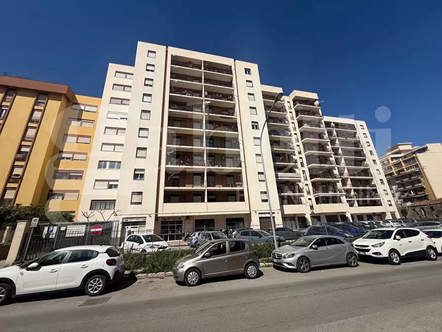 Immagine 2 di Appartamento in vendita  in Via ettore arculeo a Palermo