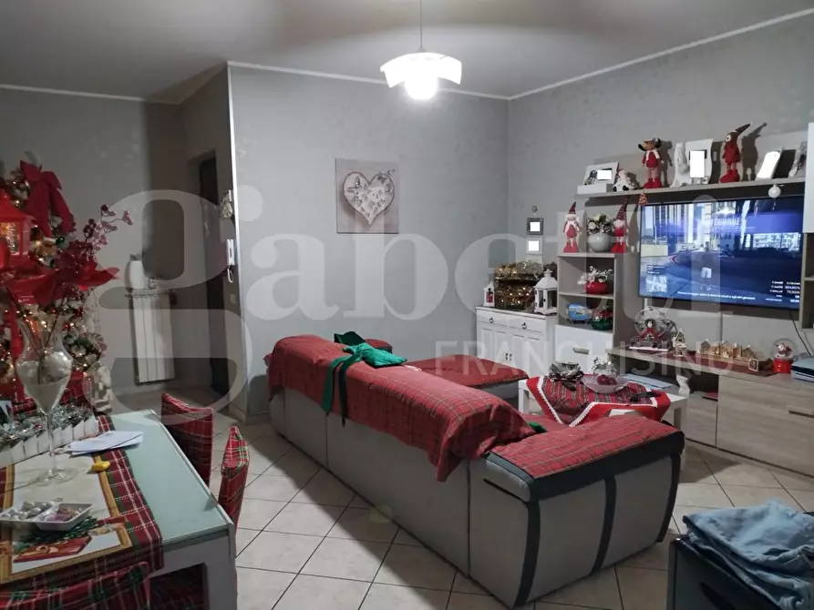 Immagine 1 di Appartamento in vendita  in Via A. Santillo, 18 a Orta Di Atella