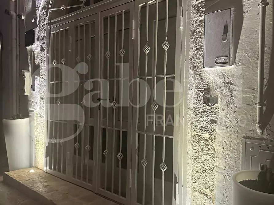 Immagine 1 di Casa indipendente in vendita  in Via Giuditta Tavani Arquati, 10 a Ostuni