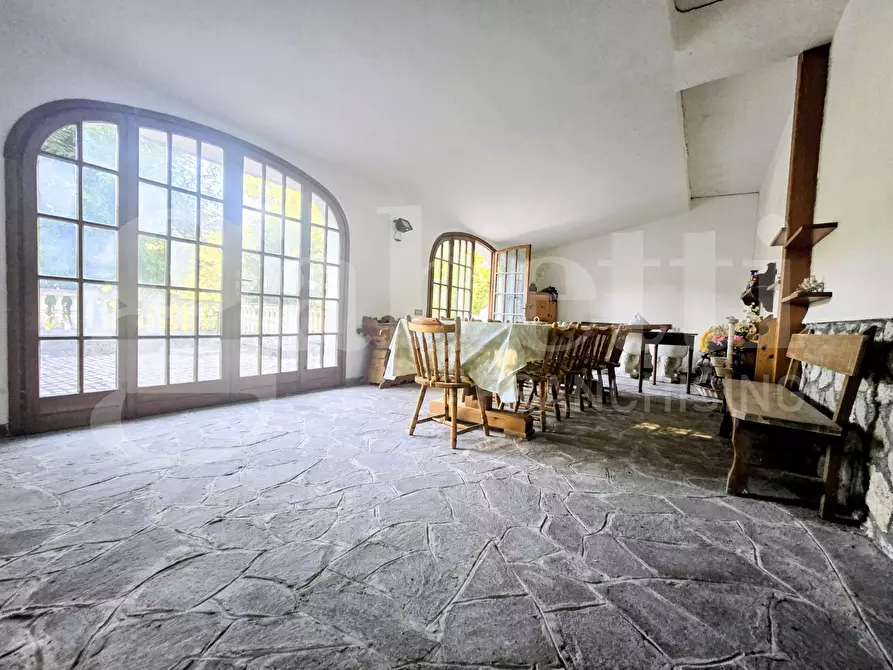 Immagine 30 di Villa in vendita  in Via Roccamassima a Segni