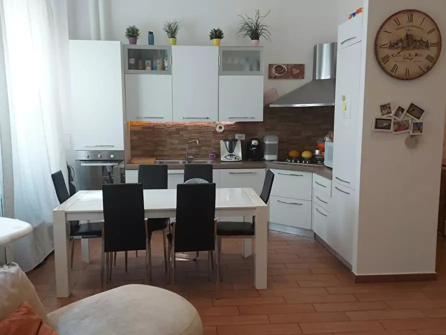 Immagine 3 di Appartamento in vendita  in Via Scali del ponte di marmo, 12 a Livorno