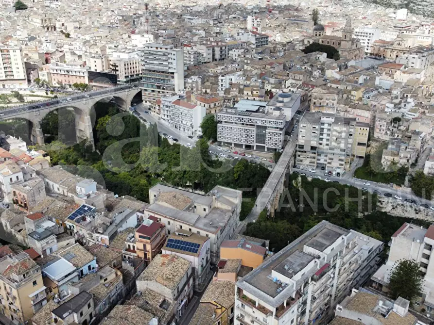 Immagine 5 di Appartamento in vendita  in Via Traspontino, 11 a Ragusa