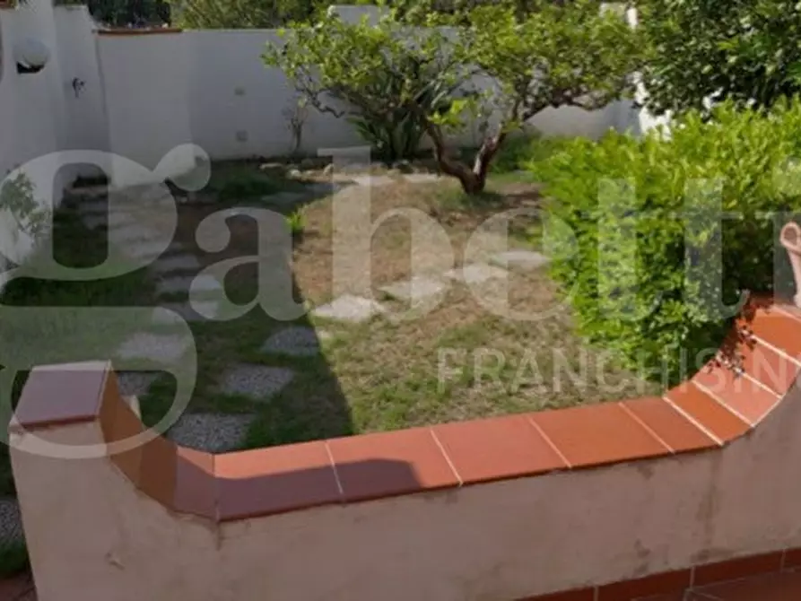 Immagine 38 di Appartamento in vendita  in Via Archimede, 207 a Furnari