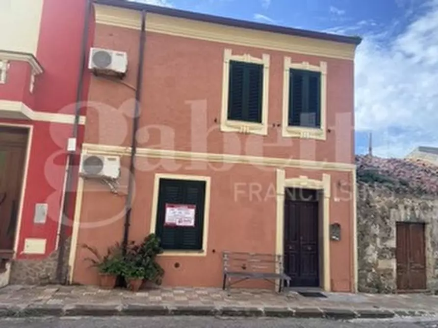 Immagine 1 di Casa indipendente in vendita  in Via Montesile, 17 a Ittiri
