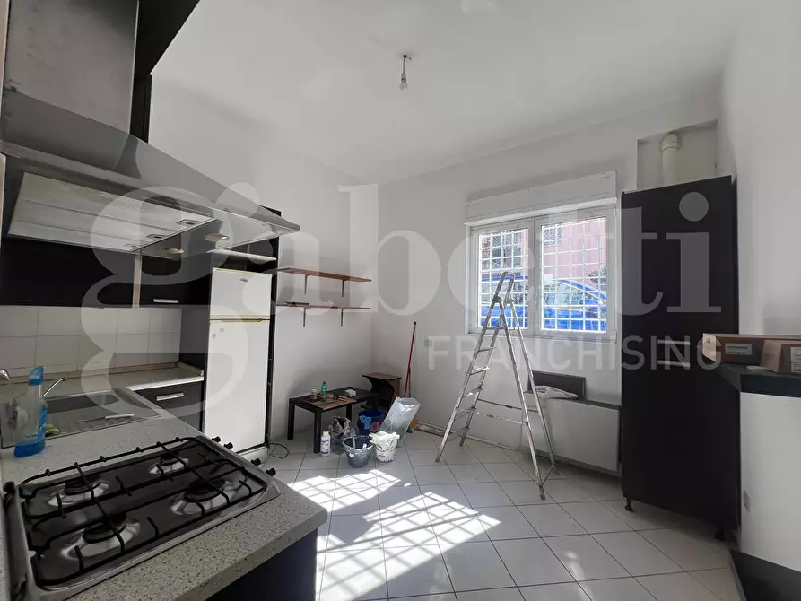 Immagine 20 di Appartamento in vendita  in Via Dei Torriani a Roma