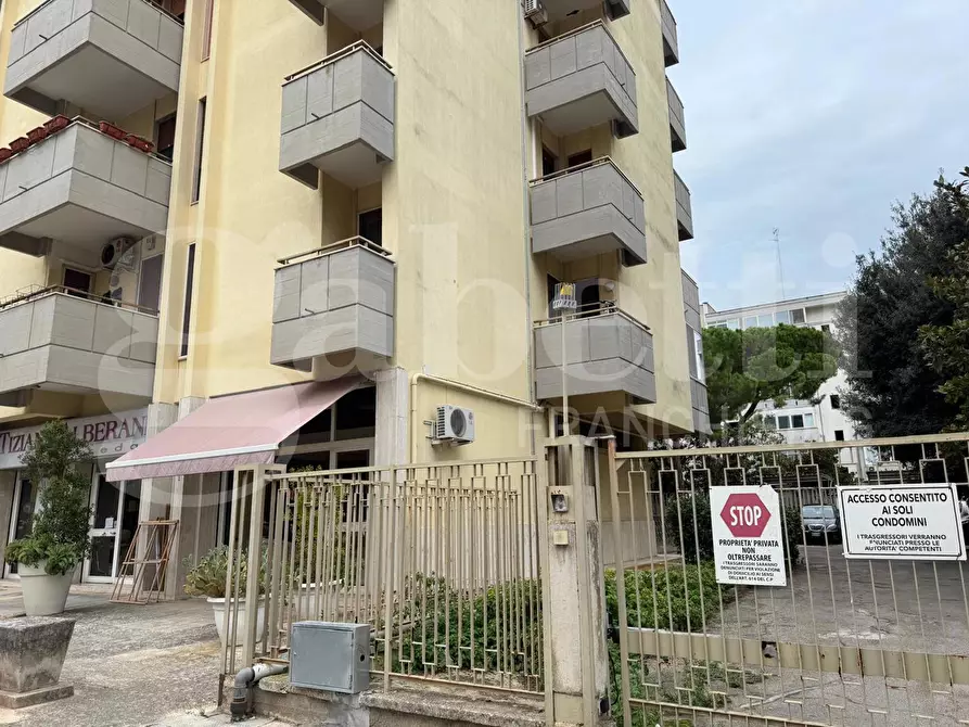 Immagine 13 di Box auto in vendita  in Via Parini, 65 a Lecce