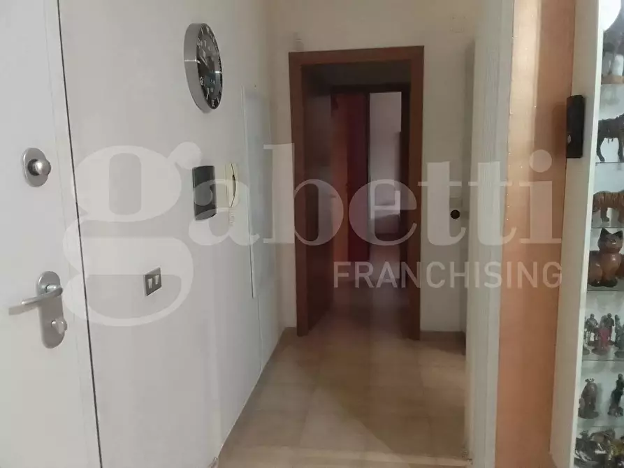 Immagine 6 di Appartamento in vendita  in Piazza G.B.TEDESCO, 22 a Taranto