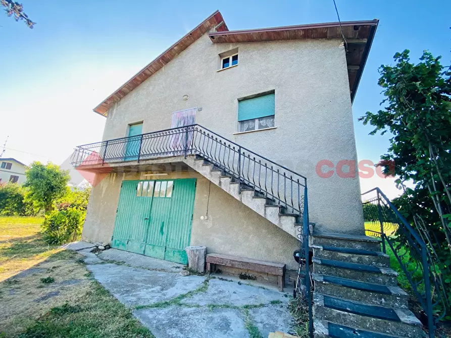 Immagine 1 di Villa in vendita  in Via Pulpiano a Viano