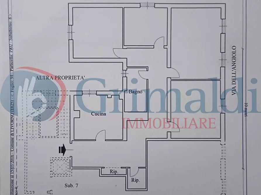 Immagine 14 di Appartamento in vendita  in Via GRANDE a Livorno