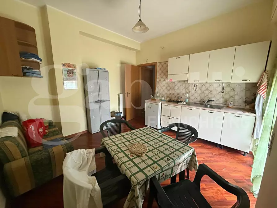 Immagine 2 di Ufficio in affitto  in Via dei Mille, 133 a Lamezia Terme