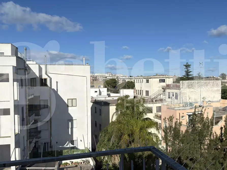 Immagine 37 di Appartamento in vendita  in Via Enrico Toti, 2 a Lecce