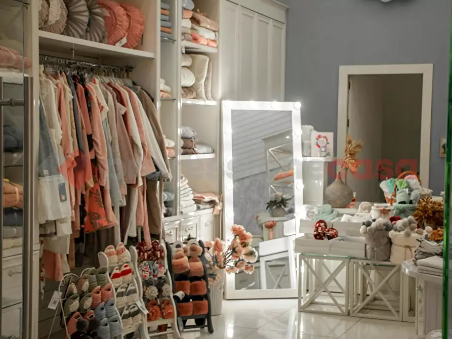 Immagine 11 di Negozio in vendita  in Via Del Gallitello, SNC a Potenza