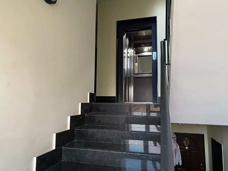 Immagine 3 di Appartamento in vendita  in Via Onorevole Ignazio Caruso, 44 a Acerra