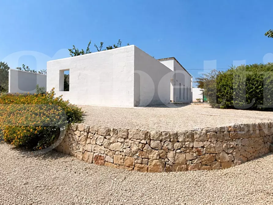 Immagine 23 di Villa in vendita  in Contrada Tamburroni, sn a Ostuni