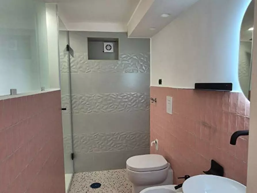 Immagine 40 di Appartamento in vendita  in Corso Umberto I, 178 a Torre Annunziata