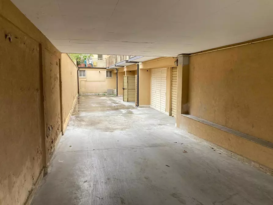 Immagine 4 di Box auto in vendita  in Via Aspromonte a San Severo