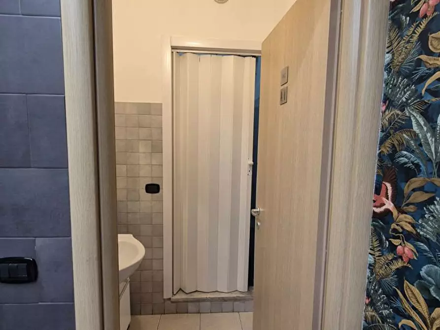 Immagine 34 di Negozio in vendita  in Via Vesuvio, 195 a Trecase