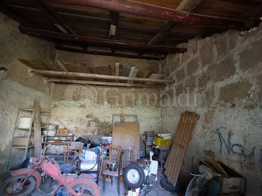 Immagine 3 di Rustico / casale in vendita  in Via GIUSTI, 1 a Avola