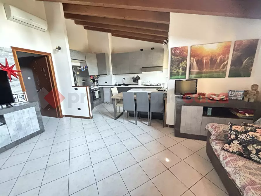 Immagine 8 di Appartamento in vendita  in Via RIMEMBRANZE, 27 a Landriano