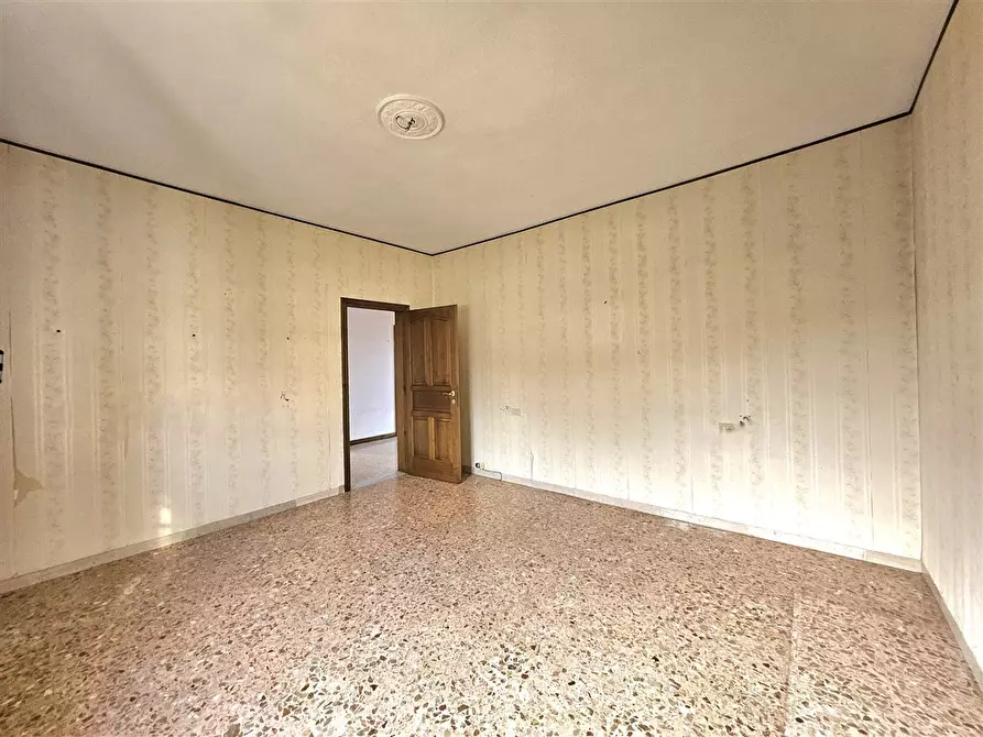 Immagine 17 di Casa bifamiliare in vendita  in Via COCOMBOLA, 50 a Massa