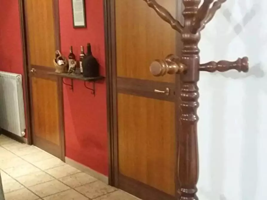 Immagine 18 di Negozio in vendita  in Via Della Fonte, snc a Fontechiari