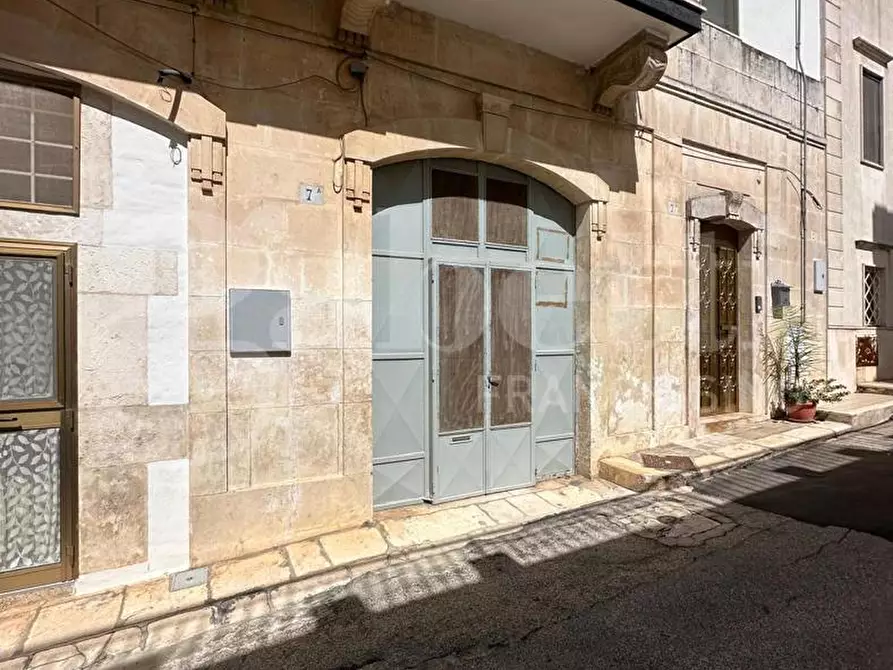 Immagine 1 di Casa indipendente in vendita  in Via Tenente Aristide Tanzarella a Ostuni