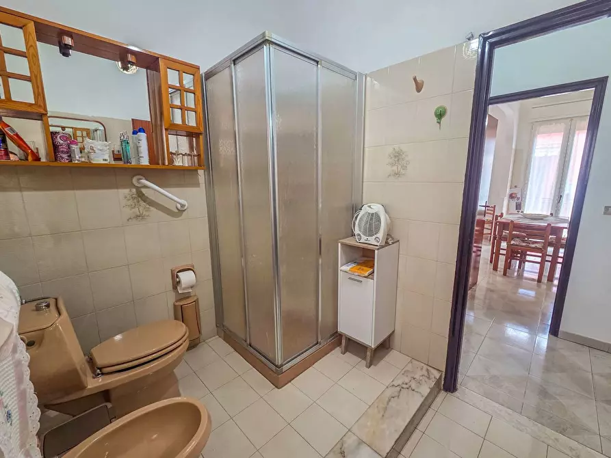 Immagine 16 di Casa indipendente in vendita  in Via c.s. chaplin a Avola