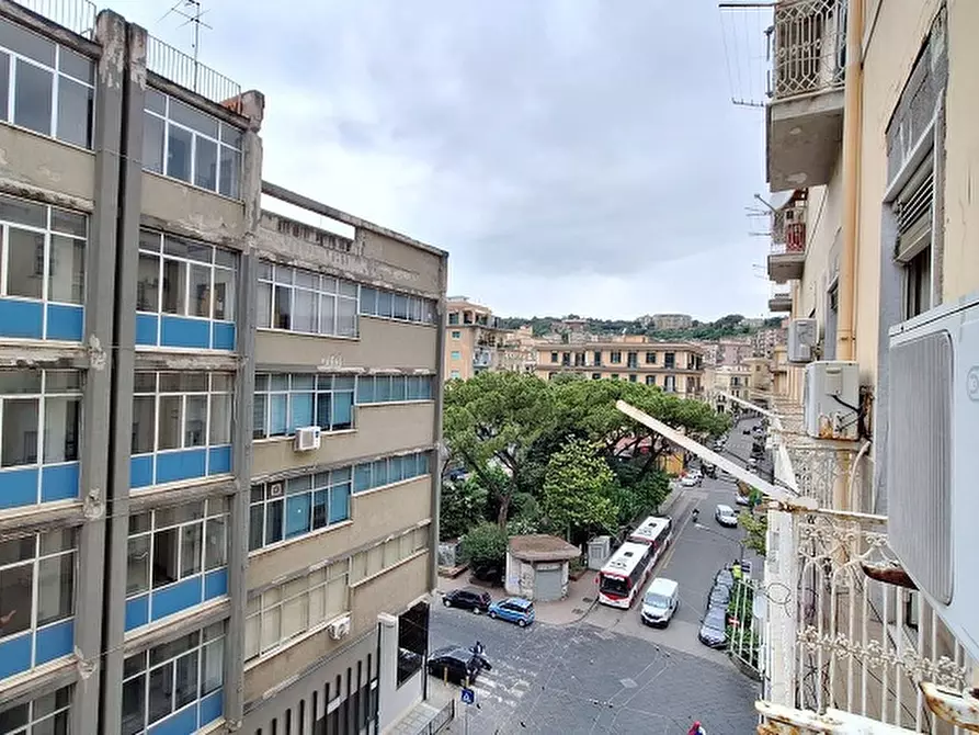 Immagine 1 di Appartamento in vendita  in Via Bernardo Tanucci a Napoli