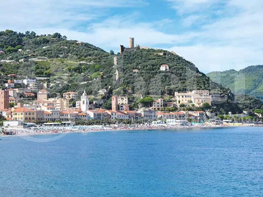 Immagine 5 di Appartamento in vendita  in Via Ugo la Malfa a Noli