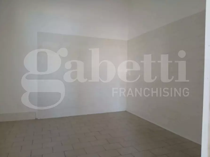 Immagine 7 di Laboratorio in vendita  in Via Risorgimento, 17/a a Cento
