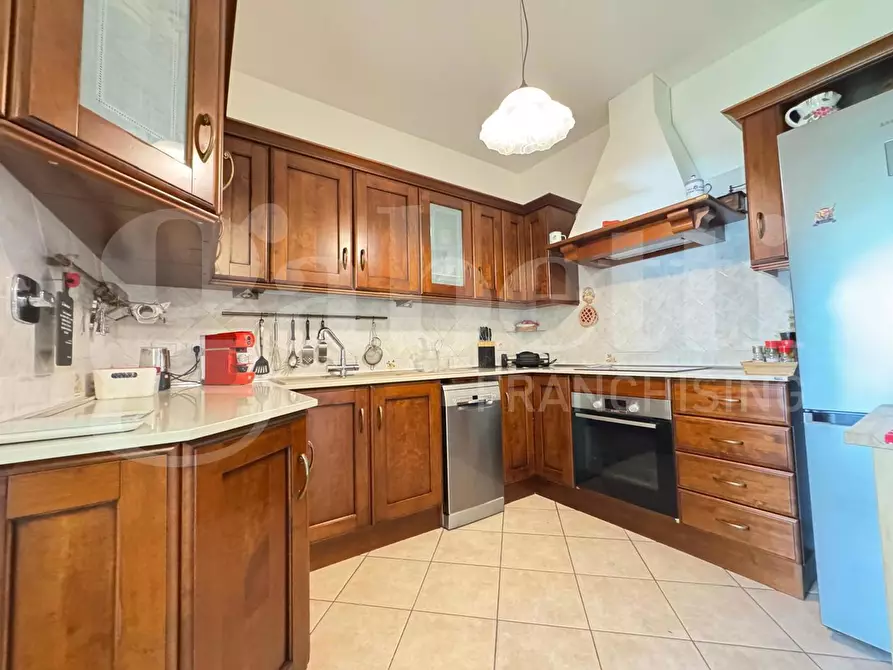 Immagine 14 di Villa in vendita  in Via poggibonsi, 5d a Pomezia