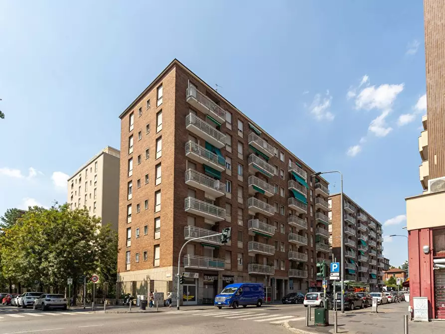 Immagine 32 di Appartamento in vendita  in Viale SUZZANI, 17 a Milano