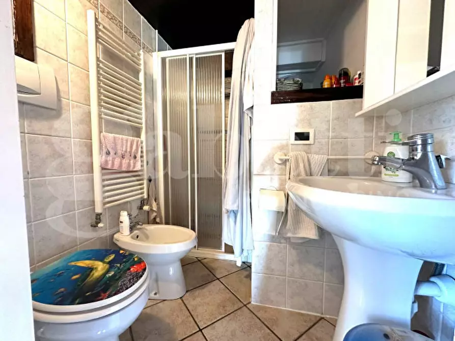 Immagine 11 di Appartamento in vendita  in Via Pertica a Finale Ligure