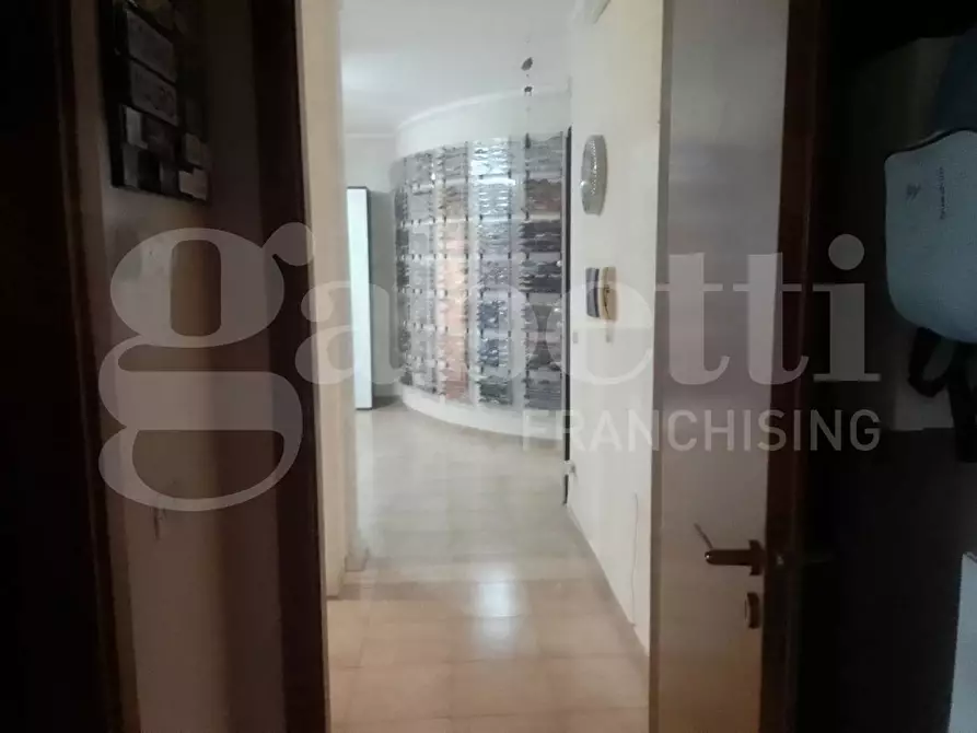 Immagine 11 di Appartamento in vendita  in Piazza G.B.TEDESCO, 22 a Taranto