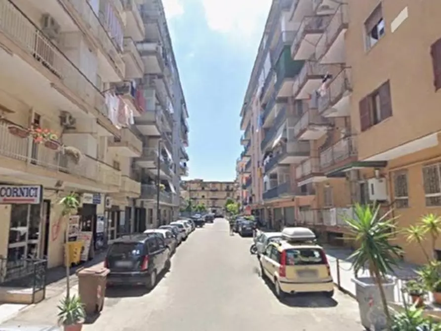 Immagine 2 di Appartamento in affitto  in Via Sandro Botticelli a Napoli