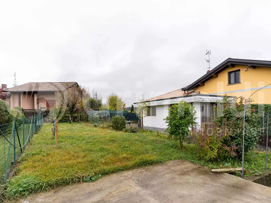 Immagine 3 di Casa bifamiliare in vendita  in Via Cagnola, 69 a Triuggio