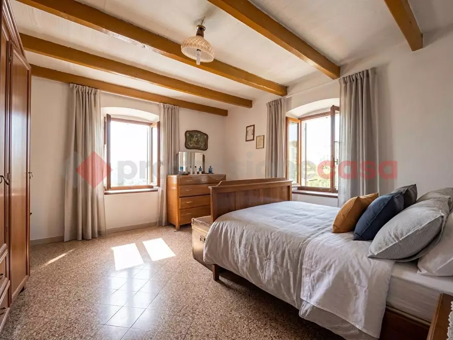 Immagine 4 di Villa in vendita  in Via del Monte Gazzano a Villa Minozzo
