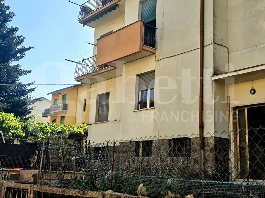Immagine 6 di Appartamento in vendita  in Via Pomezia, 2 a Colleferro