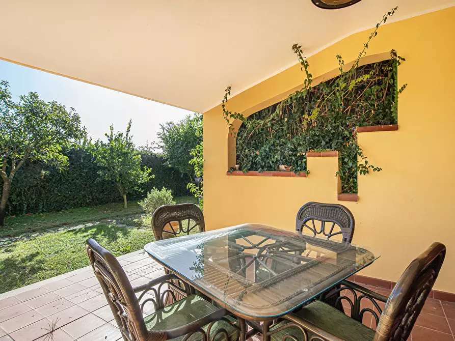 Immagine 12 di Casa trifamiliare in vendita  in Via della Bilancia, 47 a Sabaudia