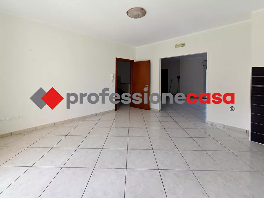 Immagine 29 di Villetta a schiera in vendita  in Via Ugo Foscolo, 36 a Santa Maria Capua Vetere