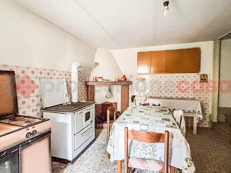 Immagine 10 di Appartamento in vendita  in Via santa maria della quercia, 56 a Guarcino