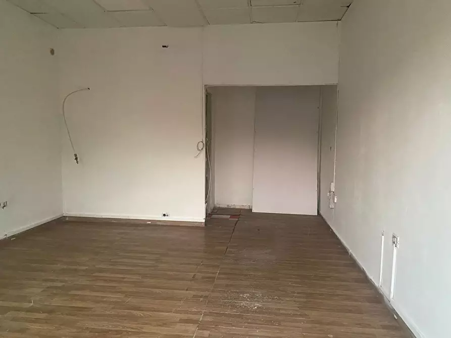 Immagine 5 di Negozio in affitto  in Via San Martino, 26 a San Giorgio A Cremano