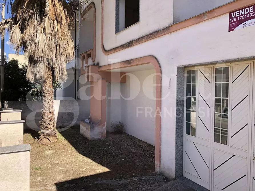 Immagine 4 di Casa indipendente in vendita  in Via Lombardo Radice a Melissano